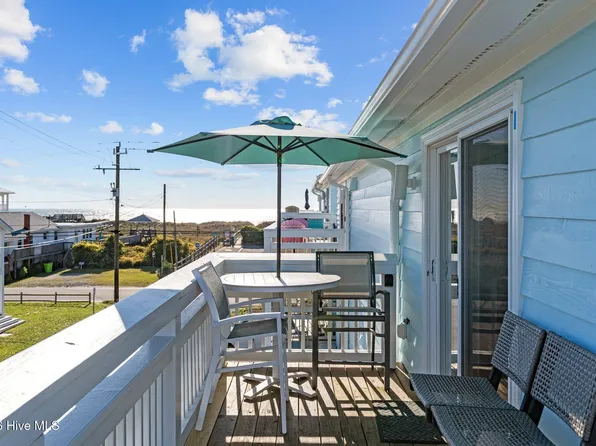 101 Seahorse Lane #B3, Carolina Beach, NC 28428