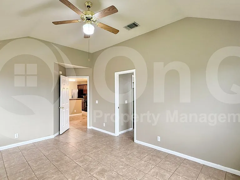 1512 Saint Leger St — Photo 11
