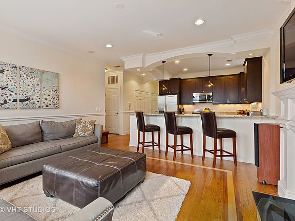 4th image of 3216 N Ravenswood Ave APT 2N