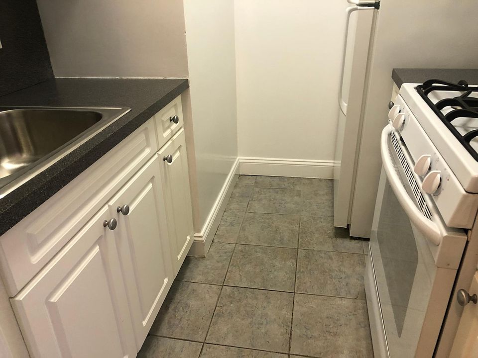 1st image of 8110 135th St APT 403