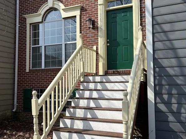 16797 Brandy Moor Loop, Woodbridge, VA 22191
