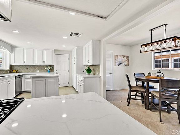 5th image of 2137 W Cris Ave