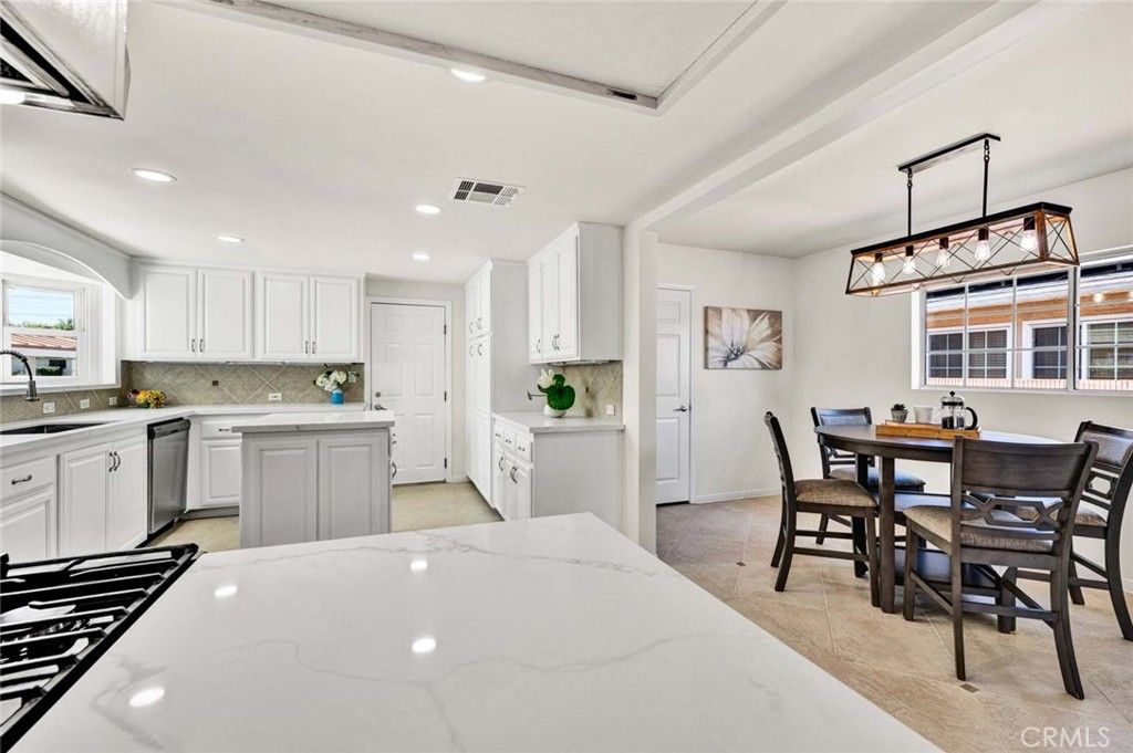 2137 W Cris Ave, Anaheim, CA - View 5
