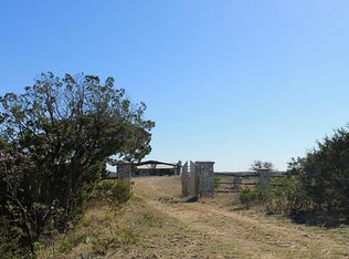 6165 Spring Country Ranch Rd, Leakey, TX 78873