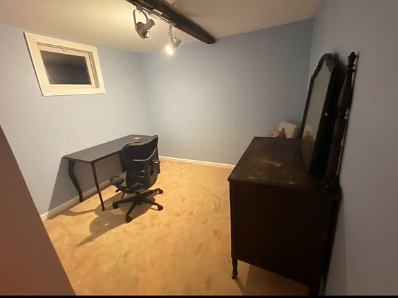 office/play room- furniture not included