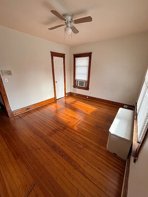 4 bed, $4,500 — Photo 4