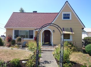 3729 41st Ave SW, Seattle, WA 98116