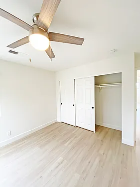 1025 Madrid Ave — Photo 10