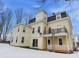 4 Pearl St #1, Ayer, MA 01432