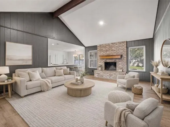 4105 Hemlock St, Fort Worth, TX 76137