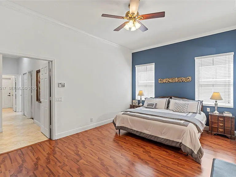 1097 Allamanda Way — Photo 32