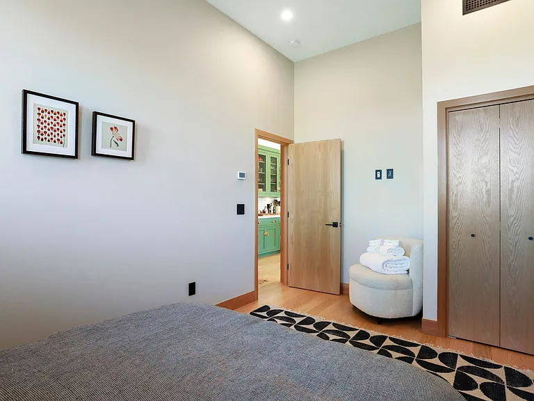 8425 Lee Hwy — Photo 26