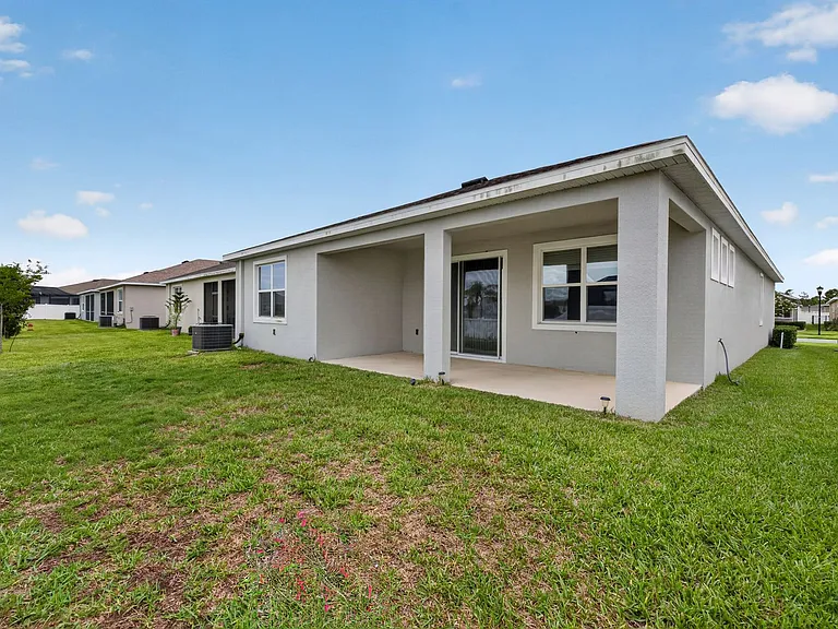 13204 Waterleaf Garden Cir — Photo 33
