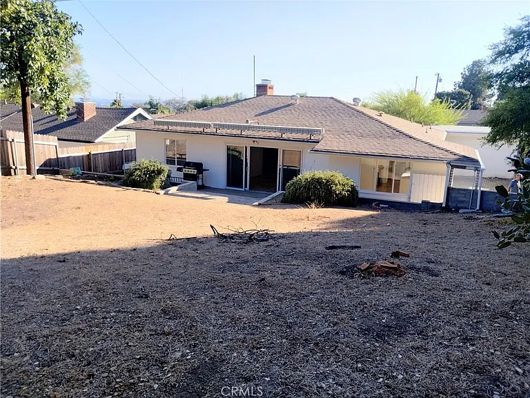 374 Grand Ave — Photo 42