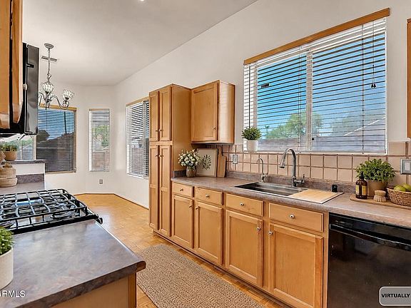 5th image of 24250 N 39TH Avenue