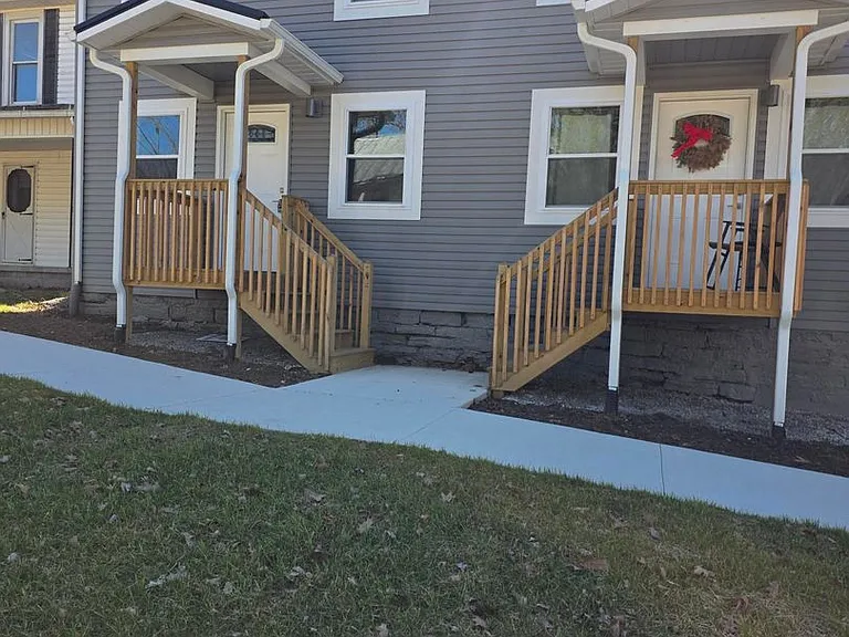 43 W Main St — Photo 17