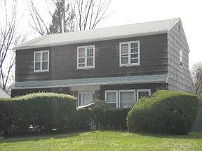 1st image of 38 Eaton Ln