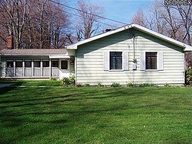 3rd image of 1470 Chapman Ave