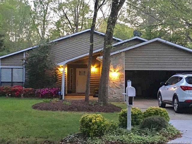 1st image of 4136 Bon Rea Dr