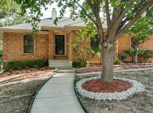 2410 Pebblebrook Ct, Grand Prairie, TX 75050