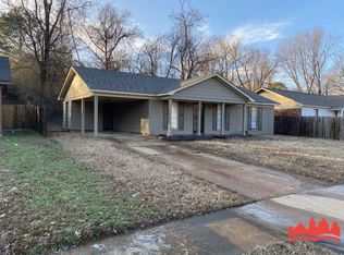 5063 Bowdoin Dr, Memphis, TN 38127