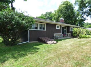 14 South Dr, Claverack, NY 12513