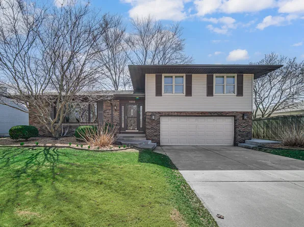 1004 Fran Lin Pkwy, Munster, IN 46321