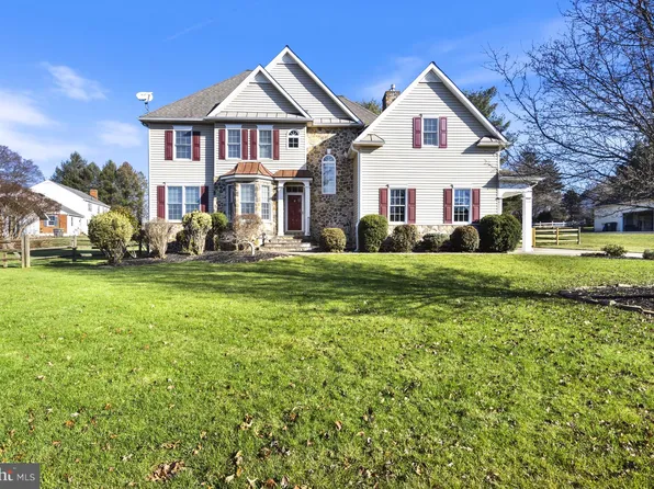 704 Partridge Ct, Hockessin, DE 19707