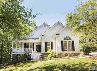 504 Old Gold Pl, Fuquay Varina, NC 27526