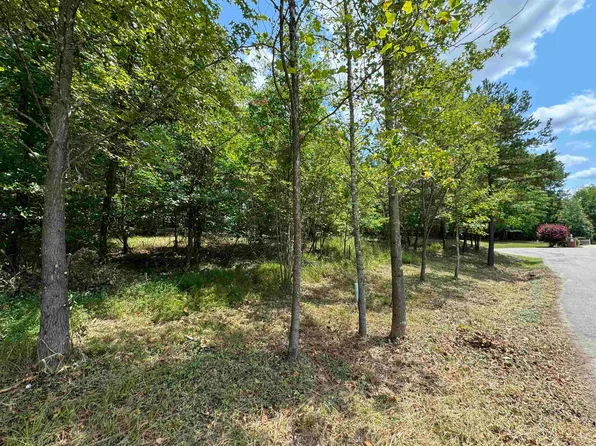 6 & 7 Lycan Ct, Ashland, KY 41101