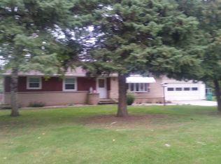 857 Irish Rd, Neenah, WI 54956