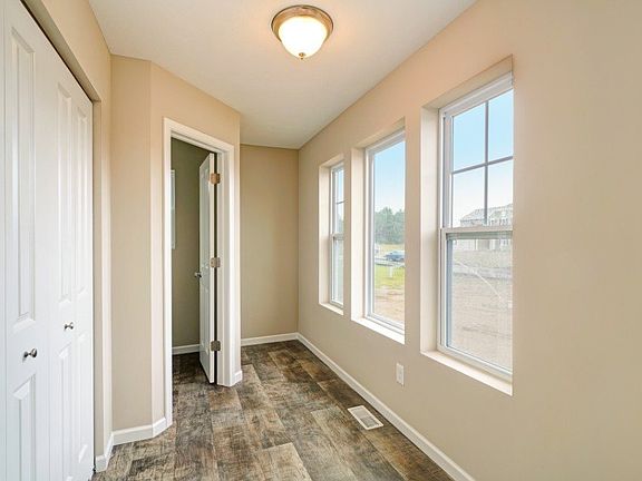 2nd image of 14658 White Pine Ridge Ct NE