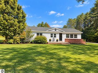 3820 W 16th Rd, Mesick, MI 49668