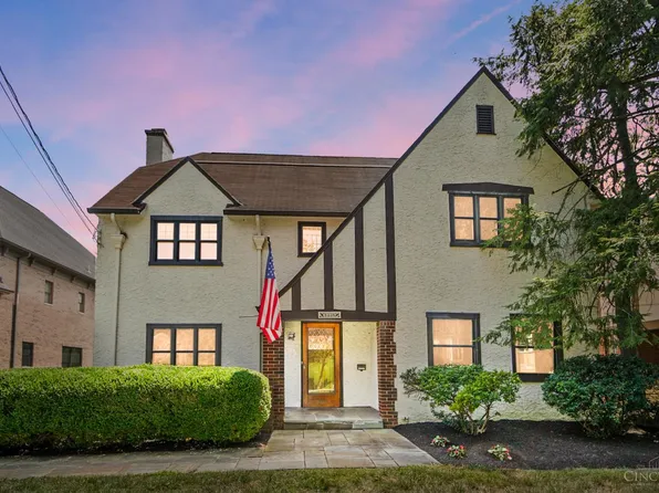 1338 Suncrest Dr, Cincinnati, OH 45208