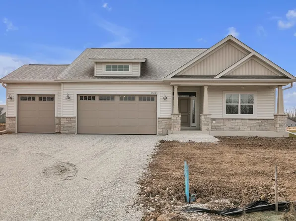 25833 77th PLACE #Lt69, Salem, WI 53168