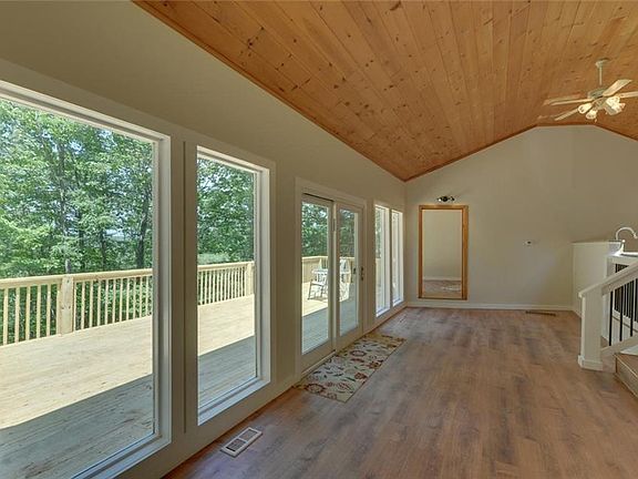 4th image of 167 S Twin Oaks Dr