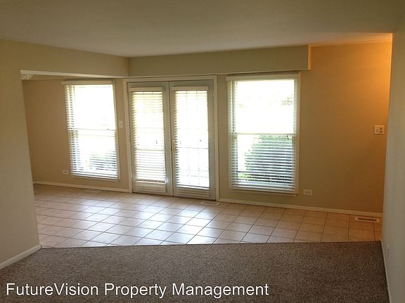 5th image of 1642 Country Lakes Dr APT C