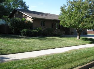 3516 Overlook Dr, Bismarck, ND 58503