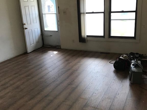 Living room (towards front door)