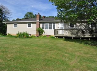 253 Casey Rd, Schaghticoke, NY 12154