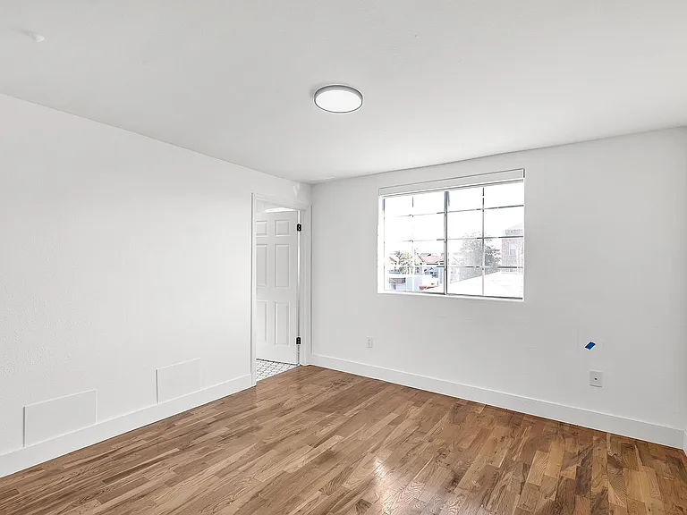 1827 N Wilcox Ave — Photo 16