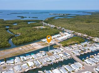 3049 Sloop Lane St, James City, FL 33956