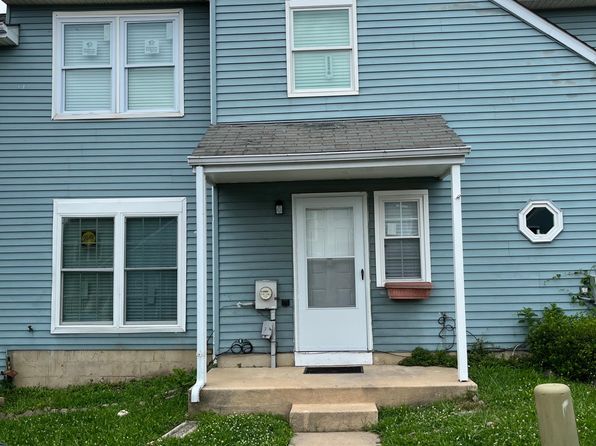 210 White Plains Ct