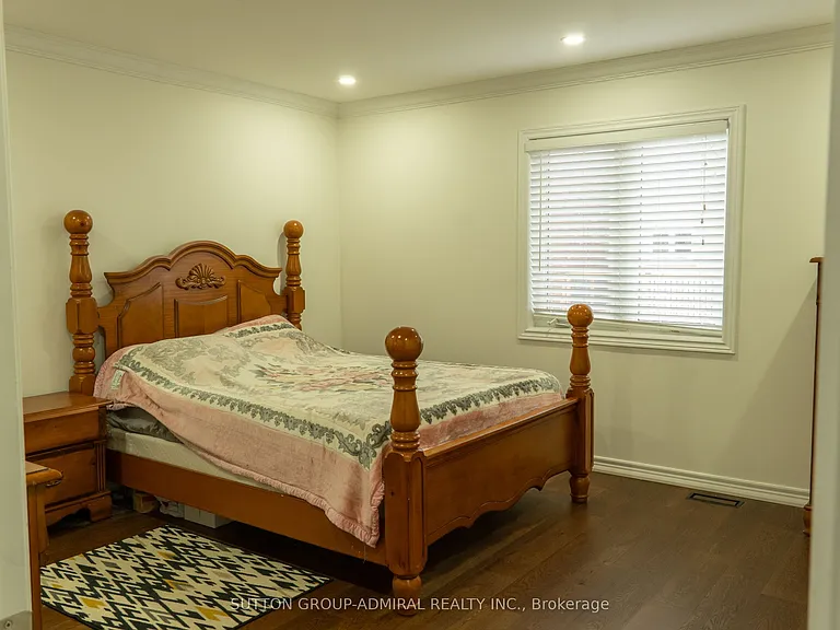 29 Wendelyn Dr #MAIN 2ND FLOOR — Photo 33