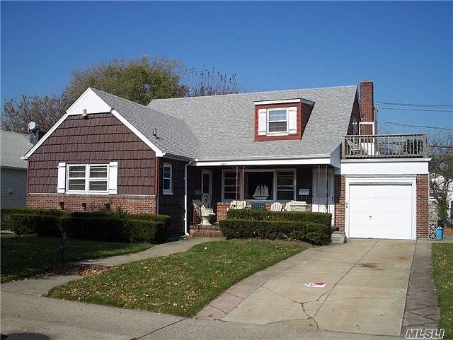 1st image of 339 E Park Ave
