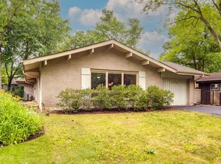 1476 Cloverdale Ave, Highland Park, IL