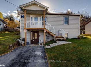 141 Ardagh Rd, Barrie, ON L4N3V5