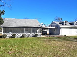 1074 Bruce St, Manning, SC 29102