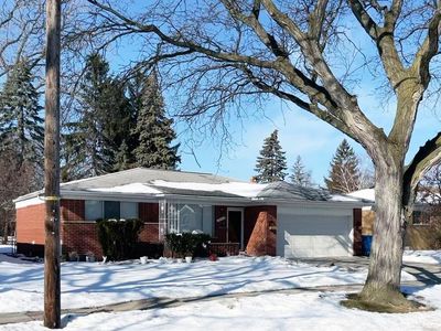 26405 Eureka Dr, Warren, MI, 48091