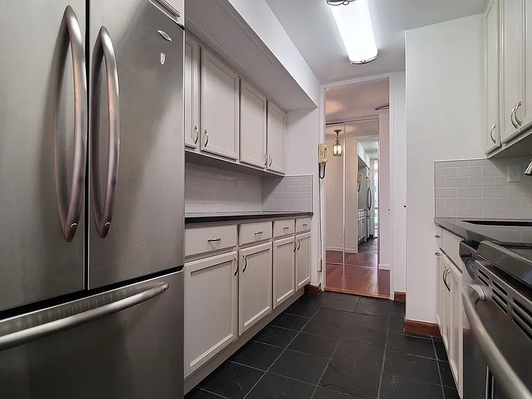 1310 N Ritchie Ct #6D — Photo 11